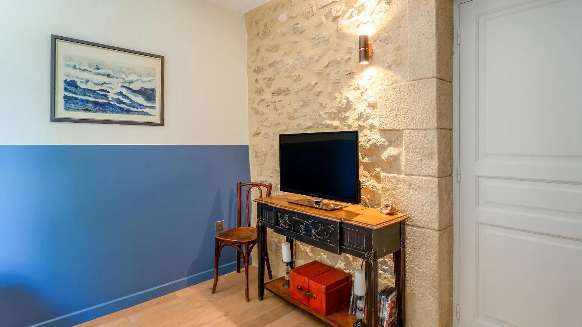 Maison D'Hote - La Colline Solérieux Francja